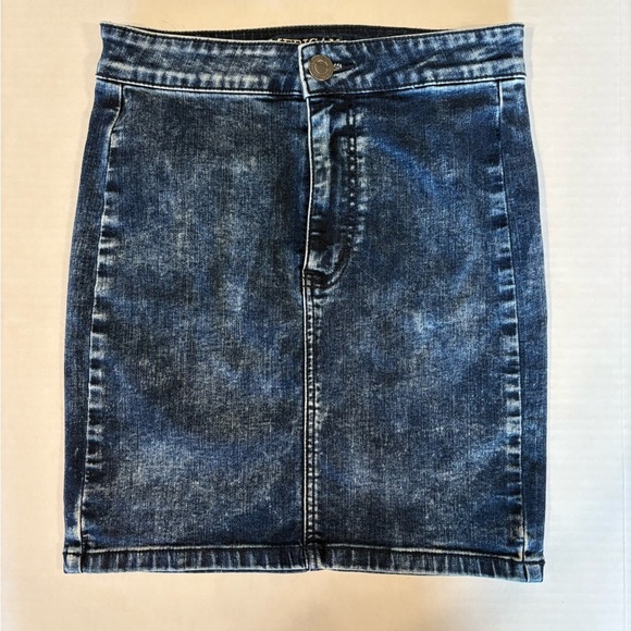 American Eagle Super Stretch denim mini jean skirt size 4 - Picture 1 of 6